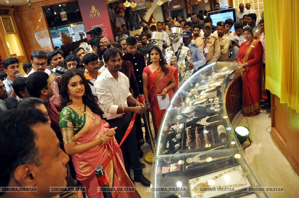 கீர்த்தி சுரேஷ் லேட்டஸ்ட் ஸ்டில்ஸ் - க.தனசேகரன் கீர்த்தி சுரேஷ் லேட்டஸ்ட் ஸ்டில்ஸ் - க.தனசேகரன்