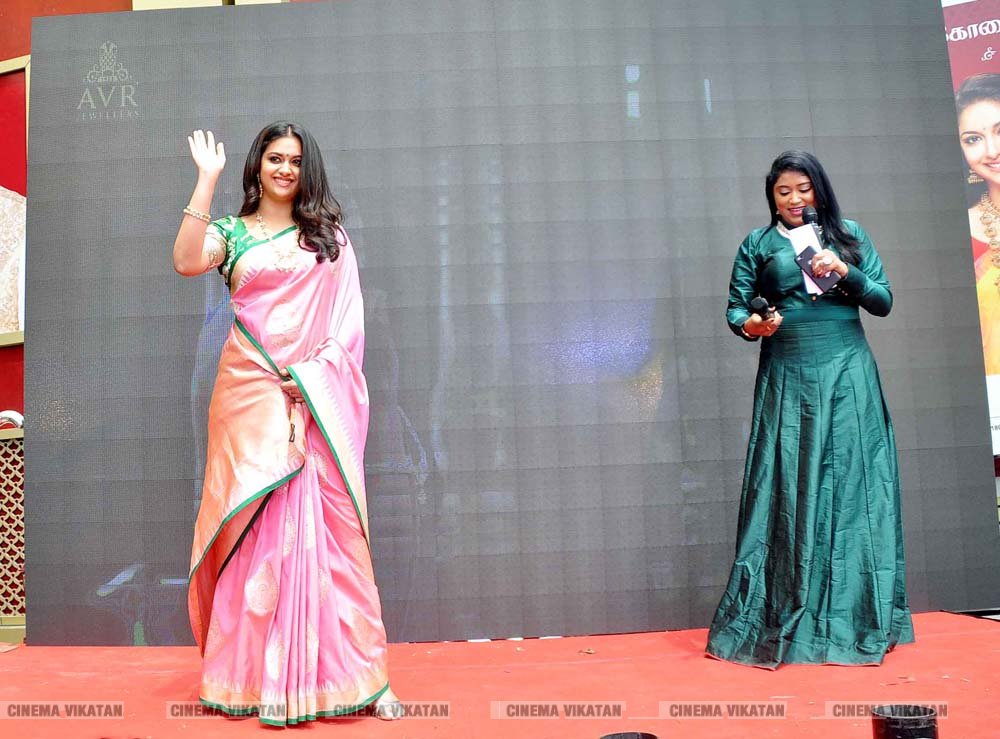 கீர்த்தி சுரேஷ் லேட்டஸ்ட் ஸ்டில்ஸ் - க.தனசேகரன் கீர்த்தி சுரேஷ் லேட்டஸ்ட் ஸ்டில்ஸ் - க.தனசேகரன்