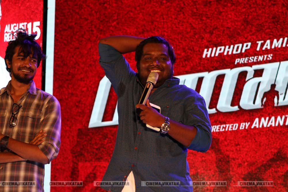 மதுரையில் நடந்த ’மாணவன்’ ஆல்பம் வெளியீட்டு விழா..! - படங்கள் - மா.ச.புவனேஷ்வர் மதுரையில் நடந்த ’மாணவன்’ ஆல்பம் வெளியீட்டு விழா..! - படங்கள் - மா.ச.புவனேஷ்வர்