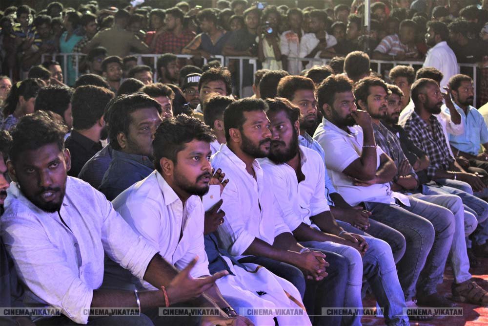 மதுரையில் நடந்த ’மாணவன்’ ஆல்பம் வெளியீட்டு விழா..! - படங்கள் - மா.ச.புவனேஷ்வர் மதுரையில் நடந்த ’மாணவன்’ ஆல்பம் வெளியீட்டு விழா..! - படங்கள் - மா.ச.புவனேஷ்வர்
