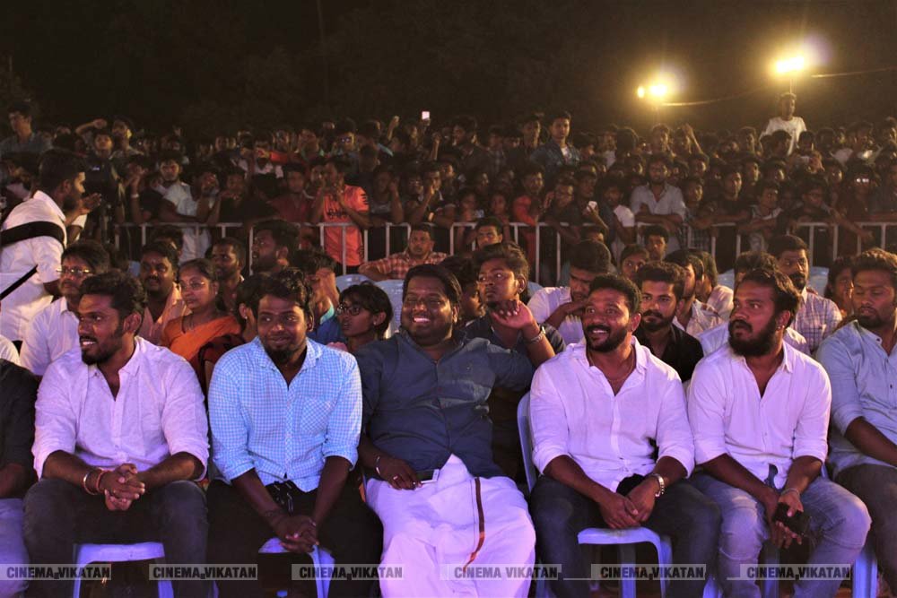 மதுரையில் நடந்த ’மாணவன்’ ஆல்பம் வெளியீட்டு விழா..! - படங்கள் - மா.ச.புவனேஷ்வர் மதுரையில் நடந்த ’மாணவன்’ ஆல்பம் வெளியீட்டு விழா..! - படங்கள் - மா.ச.புவனேஷ்வர்