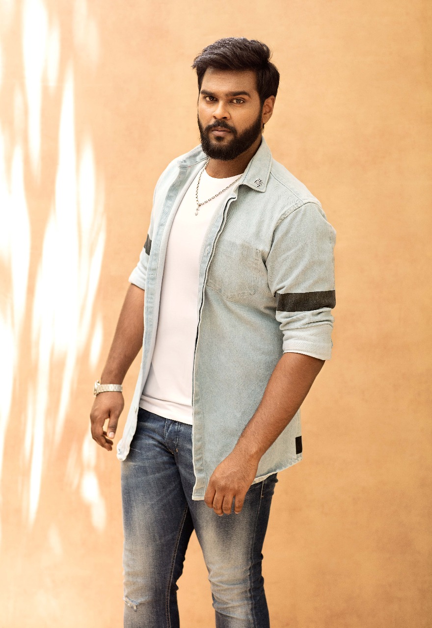 விஜயகாந்தின் இளைய மகன் சண்முகபாண்டியனின் லேட்டஸ்ட் போட்டோஷூட் ஸ்டில்ஸ்..! விஜயகாந்தின் இளைய மகன் சண்முகபாண்டியனின் லேட்டஸ்ட் போட்டோஷூட் ஸ்டில்ஸ்..!