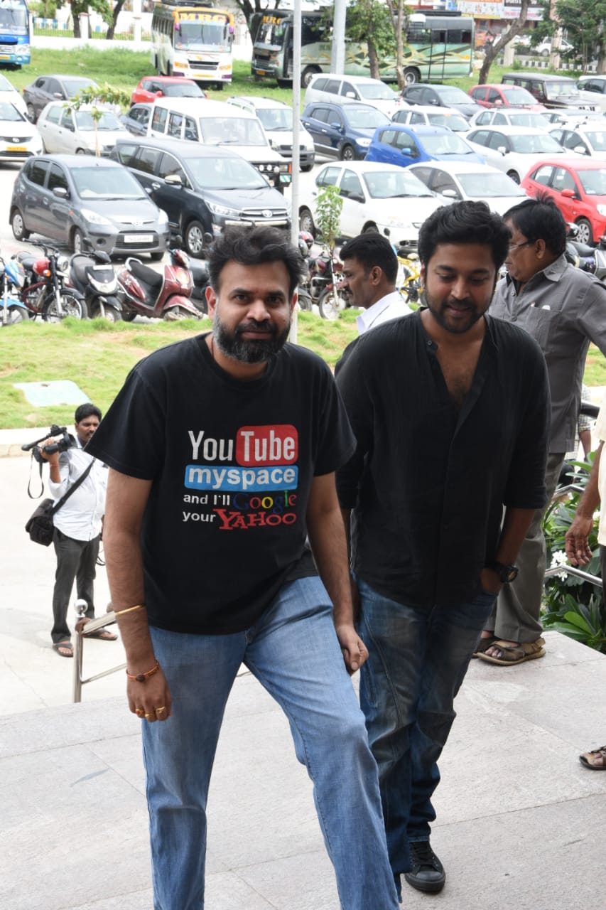 திரைப்பிரபலங்கள் பங்கேற்ற தென்னிந்திய நடிகர் சங்க 65ம் ஆண்டு பேரவைக் கூட்டம்... படங்கள்: வி.ஶ்ரீனிவாசுலு திரைப்பிரபலங்கள் பங்கேற்ற தென்னிந்திய நடிகர் சங்க 65ம் ஆண்டு பேரவைக் கூட்டம்... படங்கள்: வி.ஶ்ரீனிவாசுலு