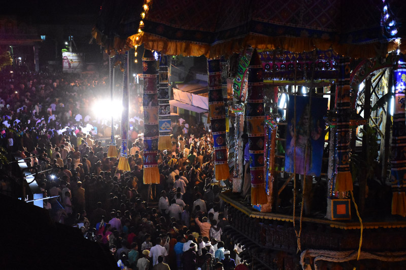 திருவாரூர் தியாகராஜர் கோயில் கமலாம்பாள் சுவாமி ஆடிப்பூரம் தேரோட்டம் படங்கள்: ர.கண்ணன் திருவாரூர் தியாகராஜர் கோயில் கமலாம்பாள் சுவாமி ஆடிப்பூரம் தேரோட்டம் படங்கள்: ர.கண்ணன்
