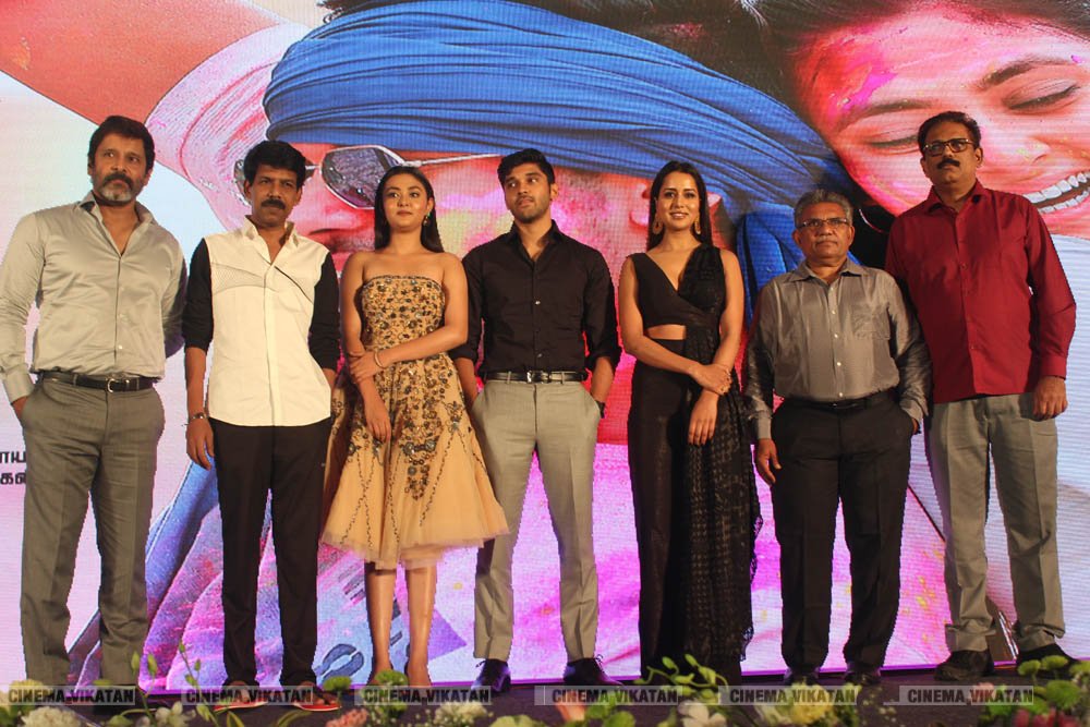 துருவ் விக்ரமின் பிறந்தநாள் கொண்டாட்டத்தோடு துவங்கிய ’வர்மா’ பட விழா..! - படங்கள்: ஆ.வள்ளி செளத்திரி துருவ் விக்ரமின் பிறந்தநாள் கொண்டாட்டத்தோடு துவங்கிய ’வர்மா’ பட விழா..! - படங்கள்: ஆ.வள்ளி செளத்திரி