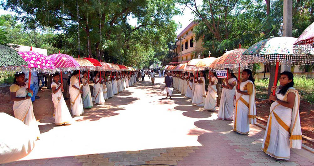 நாகர்கோவிலில் நடைபெற்ற எம்.ஜி.ஆர் நூற்றாண்டு விழா நிகழ்ச்சி படங்கள்: - ரா.ராம்குமார், ஆர்.எம்.முத்துராஜ். நாகர்கோவிலில் நடைபெற்ற எம்.ஜி.ஆர் நூற்றாண்டு விழா நிகழ்ச்சி படங்கள்: - ரா.ராம்குமார், ஆர்.எம்.முத்துராஜ்.