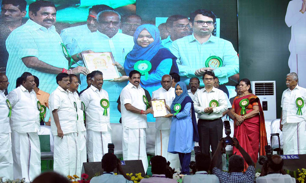 நாகர்கோவிலில் நடைபெற்ற எம்.ஜி.ஆர் நூற்றாண்டு விழா நிகழ்ச்சி படங்கள்: - ரா.ராம்குமார், ஆர்.எம்.முத்துராஜ். நாகர்கோவிலில் நடைபெற்ற எம்.ஜி.ஆர் நூற்றாண்டு விழா நிகழ்ச்சி படங்கள்: - ரா.ராம்குமார், ஆர்.எம்.முத்துராஜ்.