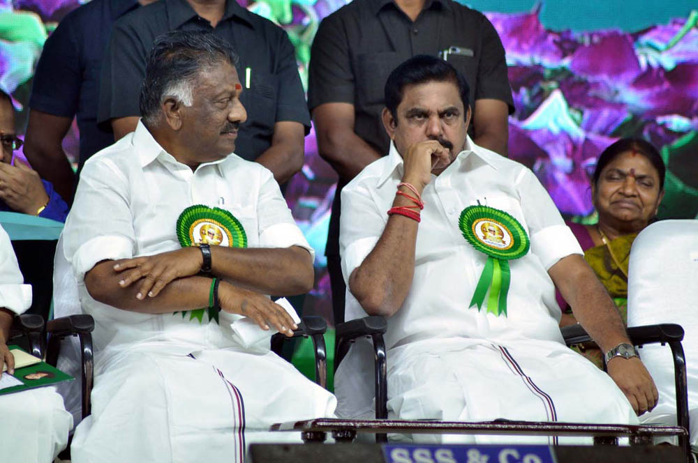நாகர்கோவிலில் நடைபெற்ற எம்.ஜி.ஆர் நூற்றாண்டு விழா நிகழ்ச்சி படங்கள்: - ரா.ராம்குமார், ஆர்.எம்.முத்துராஜ். நாகர்கோவிலில் நடைபெற்ற எம்.ஜி.ஆர் நூற்றாண்டு விழா நிகழ்ச்சி படங்கள்: - ரா.ராம்குமார், ஆர்.எம்.முத்துராஜ்.
