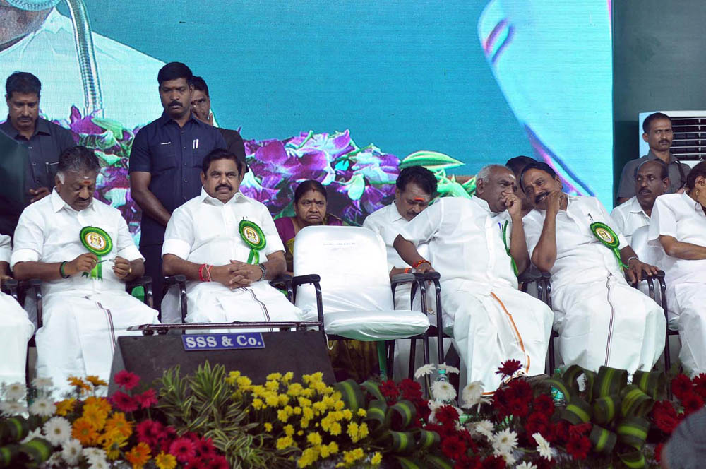 நாகர்கோவிலில் நடைபெற்ற எம்.ஜி.ஆர் நூற்றாண்டு விழா நிகழ்ச்சி படங்கள்: - ரா.ராம்குமார், ஆர்.எம்.முத்துராஜ். நாகர்கோவிலில் நடைபெற்ற எம்.ஜி.ஆர் நூற்றாண்டு விழா நிகழ்ச்சி படங்கள்: - ரா.ராம்குமார், ஆர்.எம்.முத்துராஜ்.