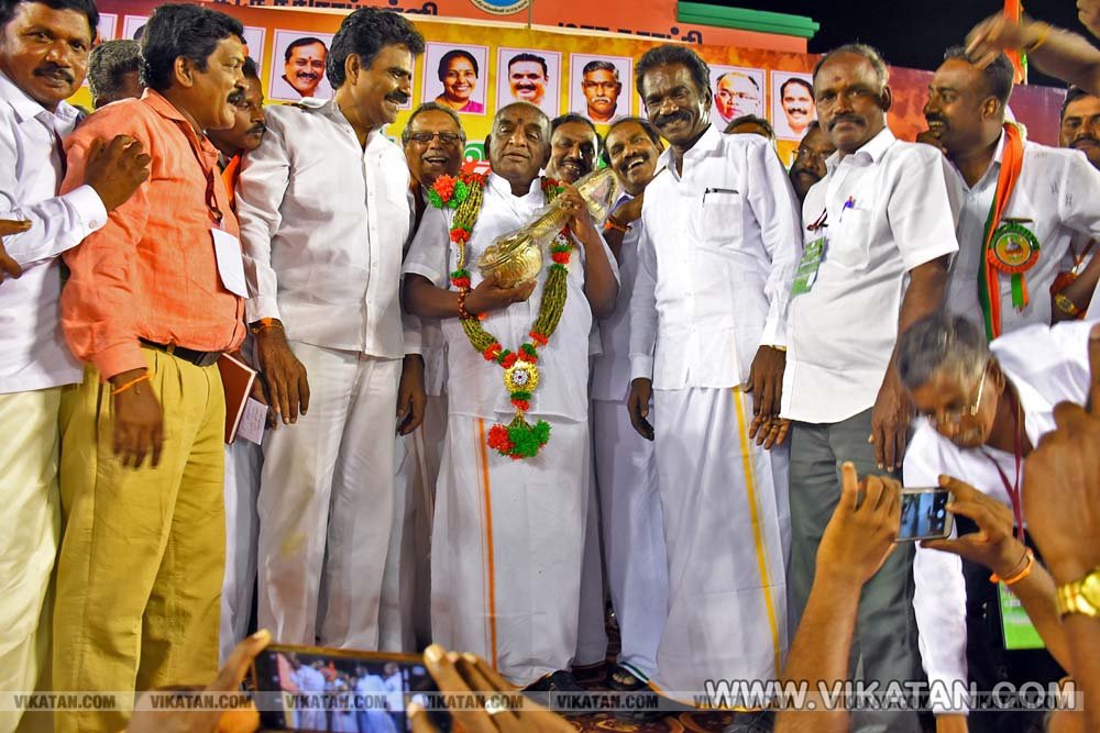 திருச்சியில் நடடைபெற்ற பா.ஜ.க. கூட்ட சிறப்பு படங்கள்- என்.ஜி.மணிகண்டன் திருச்சியில் நடடைபெற்ற பா.ஜ.க. கூட்ட சிறப்பு படங்கள்- என்.ஜி.மணிகண்டன்