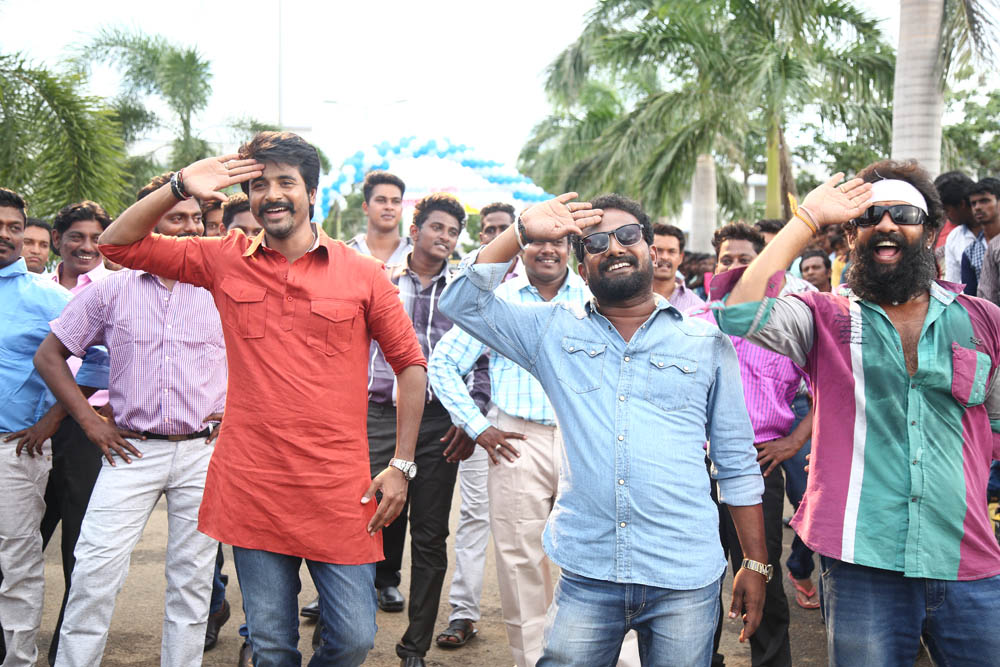 ’சீமராஜா’ படத்தின் மேக்கிங் ஸ்டில்ஸ்..! ’சீமராஜா’ படத்தின் மேக்கிங் ஸ்டில்ஸ்..!