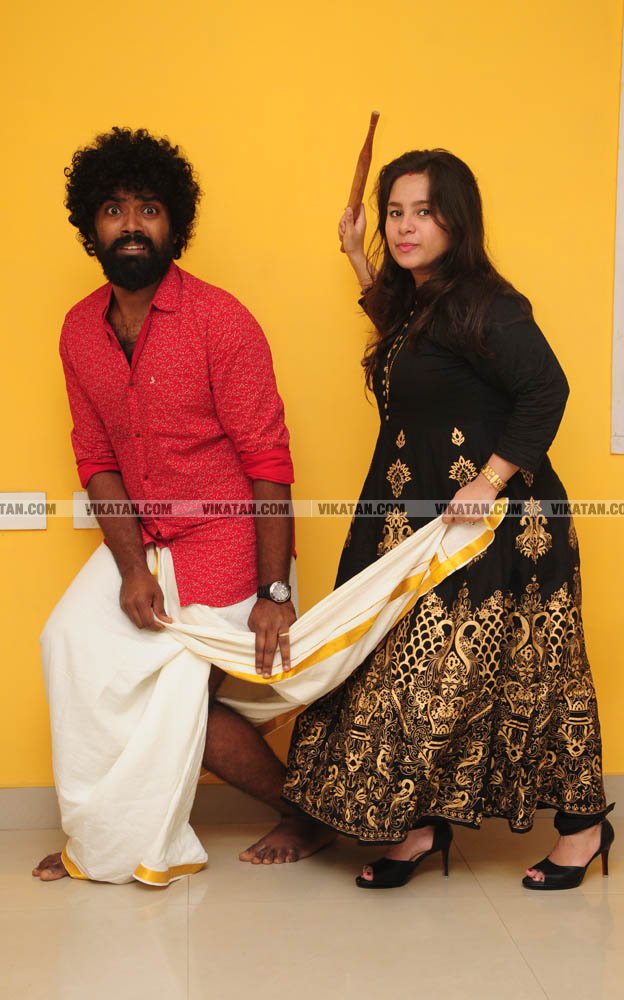 ஃப்ரெண்டு; பிக் பாஸ் போனாப்ள; வெளிய வந்ததும் கல்யாணம் பண்ணிட்டாப்ள..! - டேனி - டெனிஷா ஜாலி போட்டோஷூட்... படங்கள்: சொ.பாலசுப்ரமணியன் ஃப்ரெண்டு; பிக் பாஸ் போனாப்ள; வெளிய வந்ததும் கல்யாணம் பண்ணிட்டாப்ள..! - டேனி - டெனிஷா ஜாலி போட்டோஷூட்... படங்கள்: சொ.பாலசுப்ரமணியன்