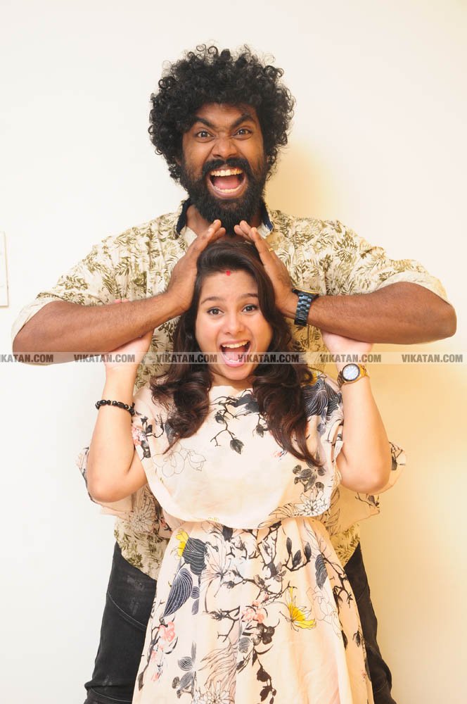 ஃப்ரெண்டு; பிக் பாஸ் போனாப்ள; வெளிய வந்ததும் கல்யாணம் பண்ணிட்டாப்ள..! - டேனி - டெனிஷா ஜாலி போட்டோஷூட்... படங்கள்: சொ.பாலசுப்ரமணியன் ஃப்ரெண்டு; பிக் பாஸ் போனாப்ள; வெளிய வந்ததும் கல்யாணம் பண்ணிட்டாப்ள..! - டேனி - டெனிஷா ஜாலி போட்டோஷூட்... படங்கள்: சொ.பாலசுப்ரமணியன்