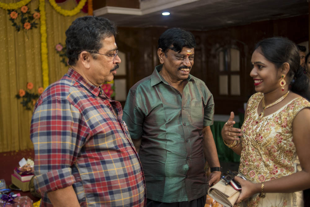 நடிகர் ஈ.ராமதாஸ் மகனின் நிச்சயதார்த்த ஆல்பம்..! நடிகர் ஈ.ராமதாஸ் மகனின் நிச்சயதார்த்த ஆல்பம்..!
