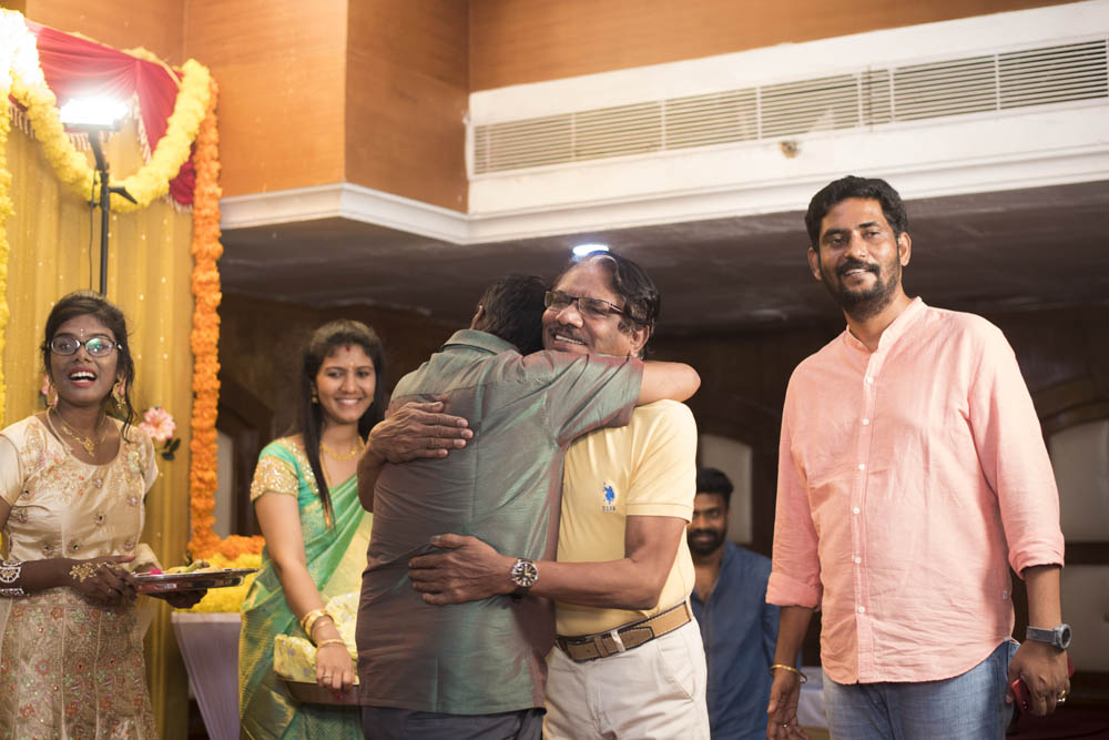 நடிகர் ஈ.ராமதாஸ் மகனின் நிச்சயதார்த்த ஆல்பம்..! நடிகர் ஈ.ராமதாஸ் மகனின் நிச்சயதார்த்த ஆல்பம்..!