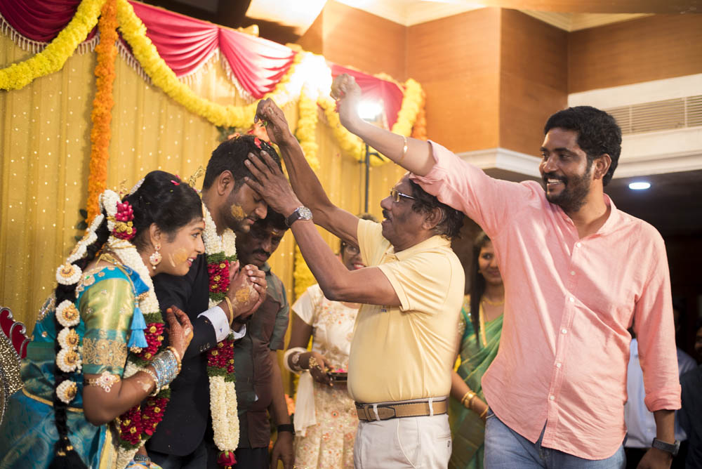 நடிகர் ஈ.ராமதாஸ் மகனின் நிச்சயதார்த்த ஆல்பம்..! நடிகர் ஈ.ராமதாஸ் மகனின் நிச்சயதார்த்த ஆல்பம்..!