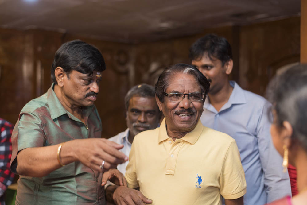 நடிகர் ஈ.ராமதாஸ் மகனின் நிச்சயதார்த்த ஆல்பம்..! நடிகர் ஈ.ராமதாஸ் மகனின் நிச்சயதார்த்த ஆல்பம்..!