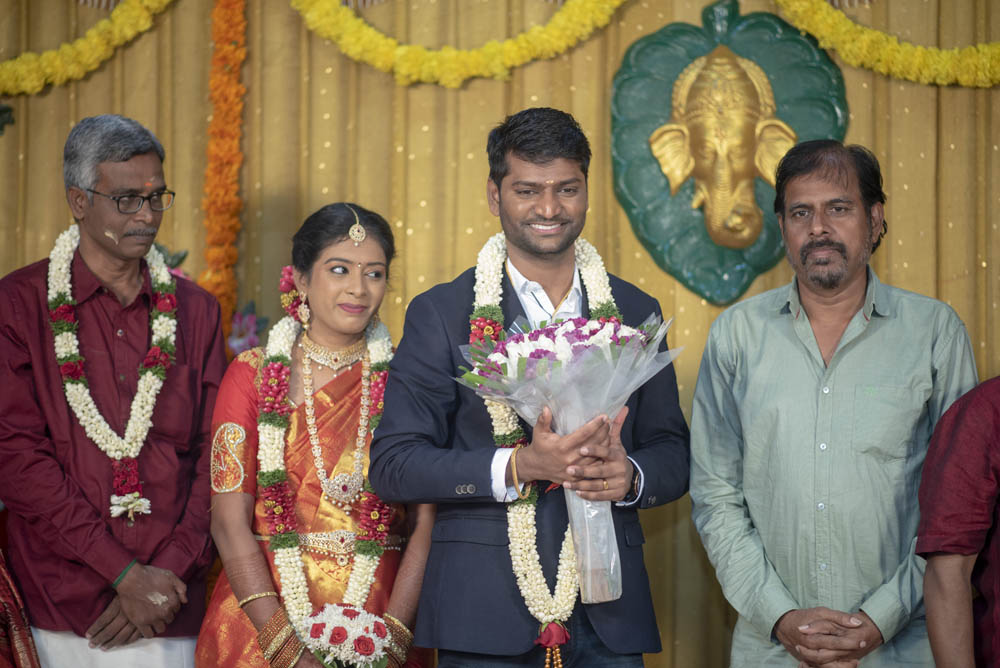 நடிகர் ஈ.ராமதாஸ் மகனின் நிச்சயதார்த்த ஆல்பம்..! நடிகர் ஈ.ராமதாஸ் மகனின் நிச்சயதார்த்த ஆல்பம்..!