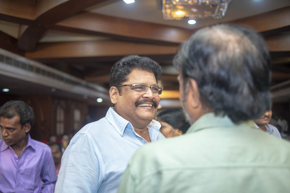 நடிகர் ஈ.ராமதாஸ் மகனின் நிச்சயதார்த்த ஆல்பம்..! நடிகர் ஈ.ராமதாஸ் மகனின் நிச்சயதார்த்த ஆல்பம்..!