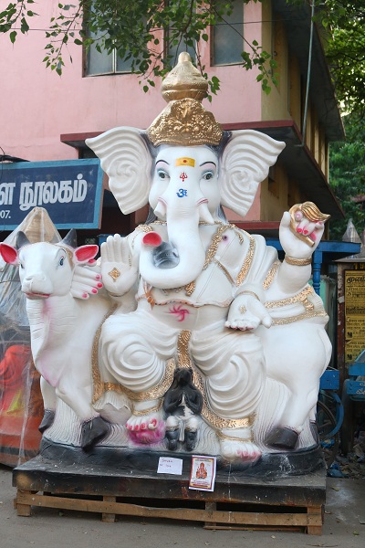 கலைஞர்களின் கைவண்ணத்தில் ஆதி முழு முதலான்! கலைஞர்களின் கைவண்ணத்தில் ஆதி முழு முதலான்!