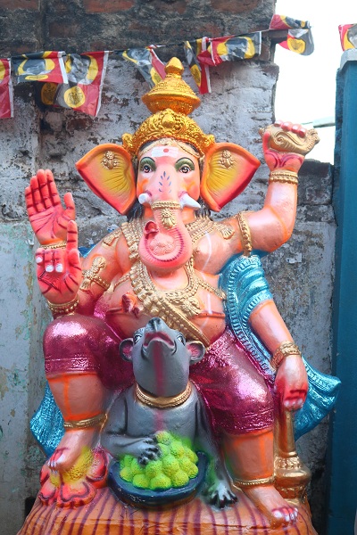 கலைஞர்களின் கைவண்ணத்தில் ஆதி முழு முதலான்! கலைஞர்களின் கைவண்ணத்தில் ஆதி முழு முதலான்!