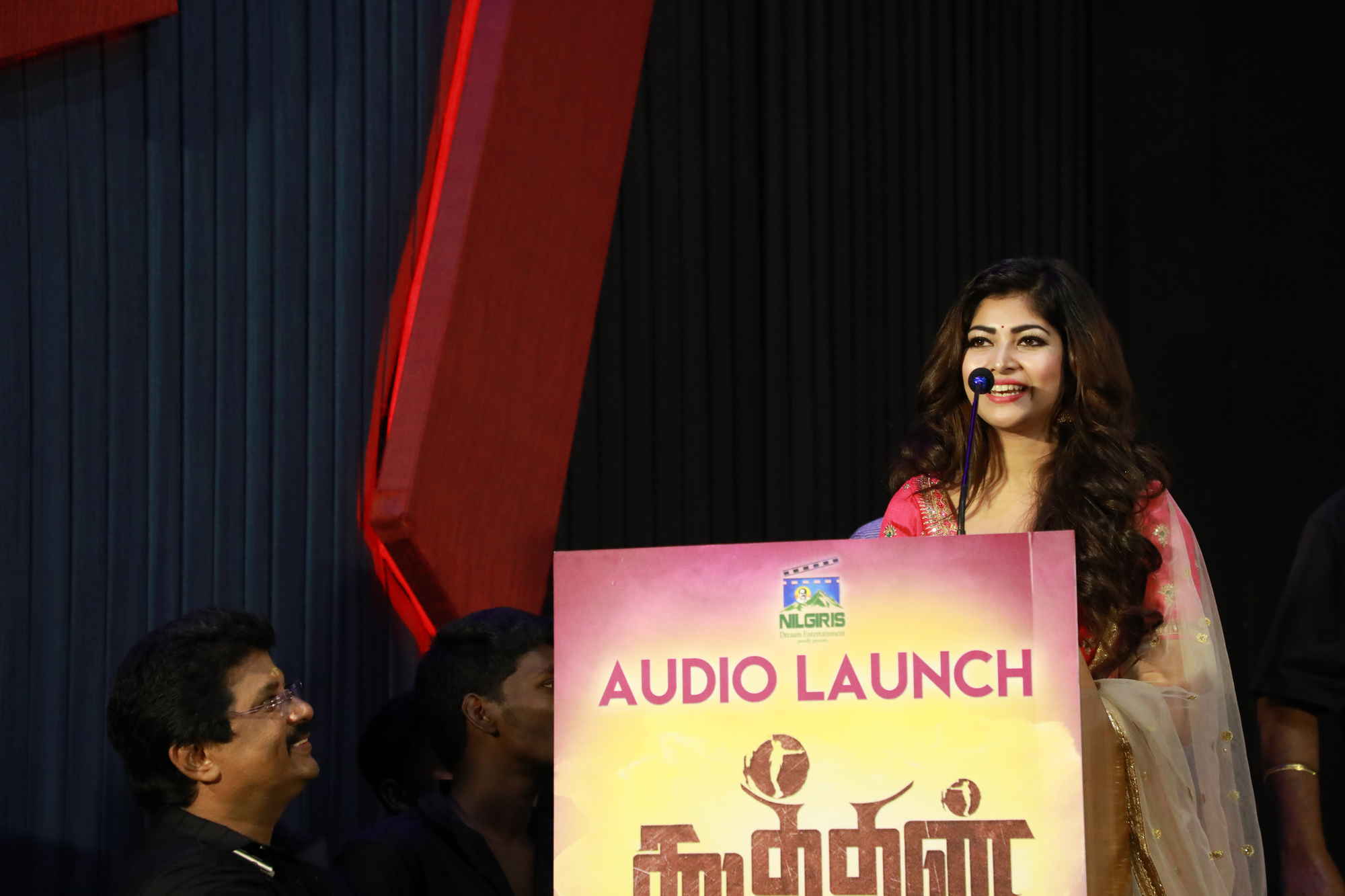'கூத்தன்’ படத்தின் இசை வெளியீட்டு விழா ஆல்பம்..! 'கூத்தன்’ படத்தின் இசை வெளியீட்டு விழா ஆல்பம்..!
