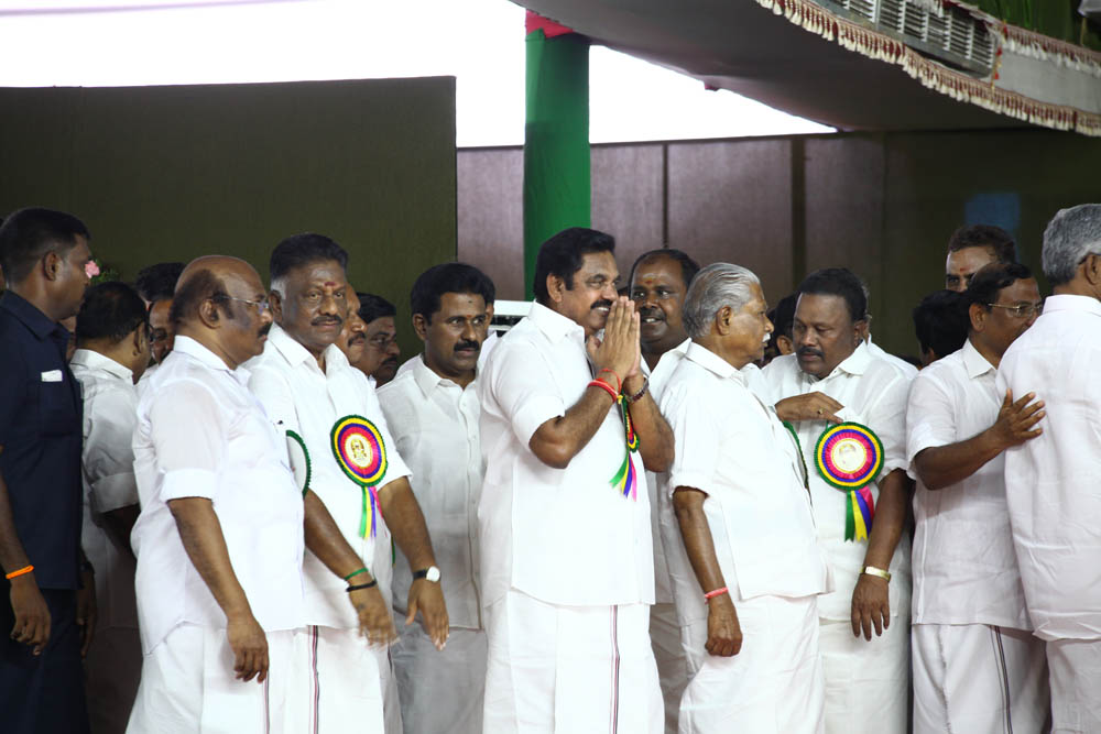 எம்.ஜி.ஆர் நூற்றாண்டு நிறைவு விழா.. எம்.ஜி.ஆர் நூற்றாண்டு நிறைவு விழா..