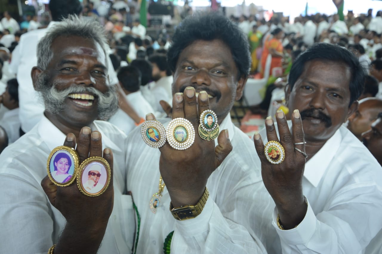 எம்.ஜி.ஆர் நூற்றாண்டு நிறைவு விழா.. எம்.ஜி.ஆர் நூற்றாண்டு நிறைவு விழா..