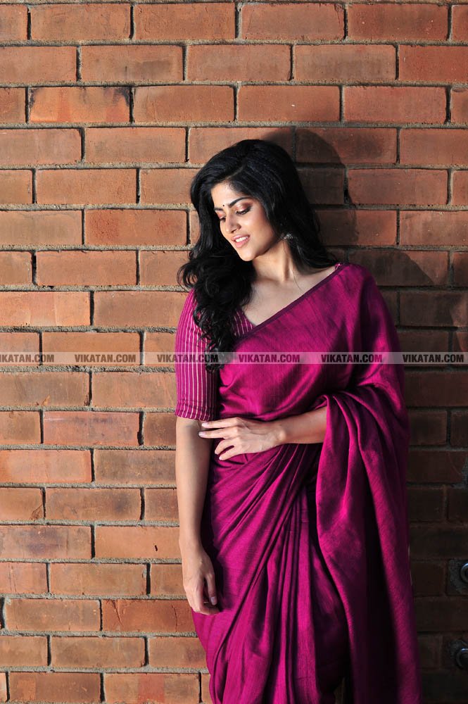 மேகா ஆகாஷ் லேட்டஸ்ட் போட்டோஷூட்... படங்கள்: க. பாலாஜி மேகா ஆகாஷ் லேட்டஸ்ட் போட்டோஷூட்... படங்கள்: க. பாலாஜி