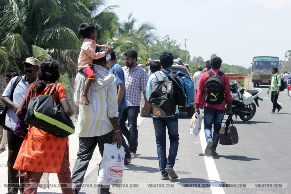 குலசேகரப்பட்டினம் முத்தாரம்மன் கோயில் தசரா திருவிழா... சிறப்பு புகைப்பட தொகுப்பு குலசேகரப்பட்டினம் முத்தாரம்மன் கோயில் தசரா திருவிழா... சிறப்பு புகைப்பட தொகுப்பு