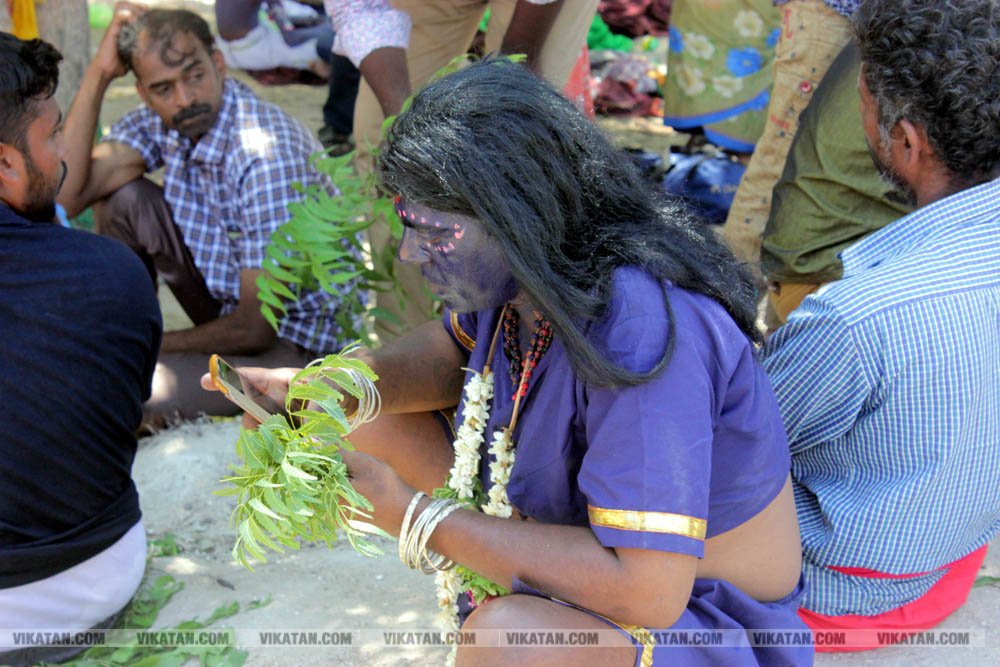 குலசேகரப்பட்டினம் முத்தாரம்மன் கோயில் தசரா திருவிழா... சிறப்பு புகைப்பட தொகுப்பு குலசேகரப்பட்டினம் முத்தாரம்மன் கோயில் தசரா திருவிழா... சிறப்பு புகைப்பட தொகுப்பு
