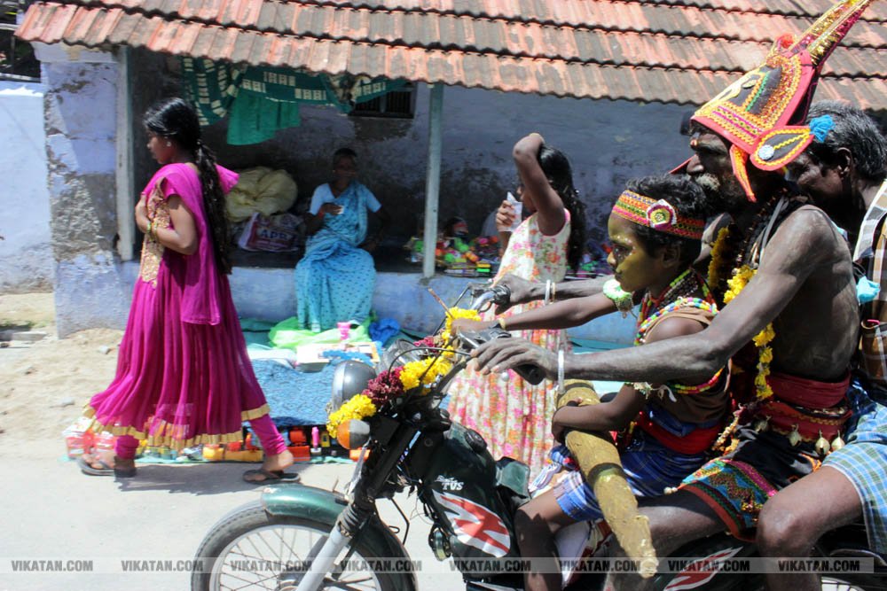குலசேகரப்பட்டினம் முத்தாரம்மன் கோயில் தசரா திருவிழா... சிறப்பு புகைப்பட தொகுப்பு குலசேகரப்பட்டினம் முத்தாரம்மன் கோயில் தசரா திருவிழா... சிறப்பு புகைப்பட தொகுப்பு