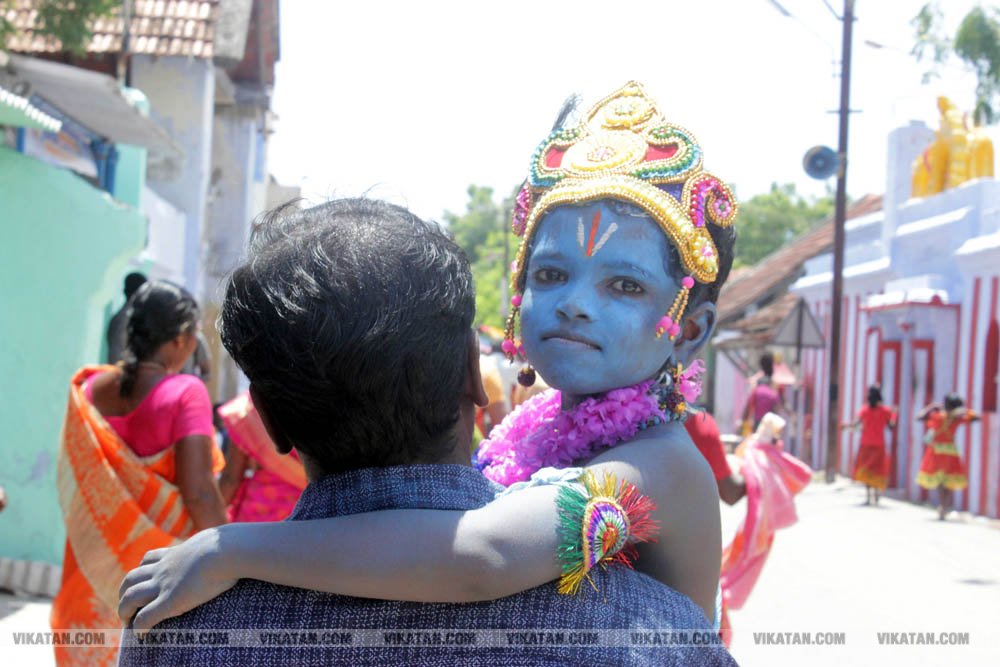 குலசேகரப்பட்டினம் முத்தாரம்மன் கோயில் தசரா திருவிழா... சிறப்பு புகைப்பட தொகுப்பு குலசேகரப்பட்டினம் முத்தாரம்மன் கோயில் தசரா திருவிழா... சிறப்பு புகைப்பட தொகுப்பு