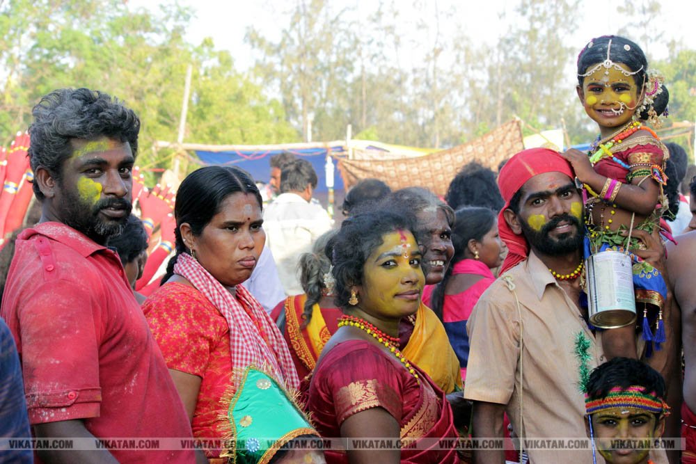 குலசேகரப்பட்டினம் முத்தாரம்மன் கோயில் தசரா திருவிழா... சிறப்பு புகைப்பட தொகுப்பு குலசேகரப்பட்டினம் முத்தாரம்மன் கோயில் தசரா திருவிழா... சிறப்பு புகைப்பட தொகுப்பு