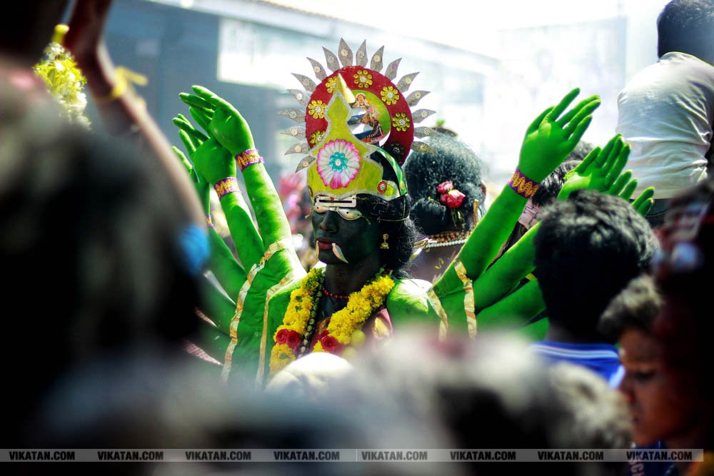 குலசேகரப்பட்டினம் முத்தாரம்மன் கோயில் தசரா திருவிழா... சிறப்பு புகைப்பட தொகுப்பு குலசேகரப்பட்டினம் முத்தாரம்மன் கோயில் தசரா திருவிழா... சிறப்பு புகைப்பட தொகுப்பு