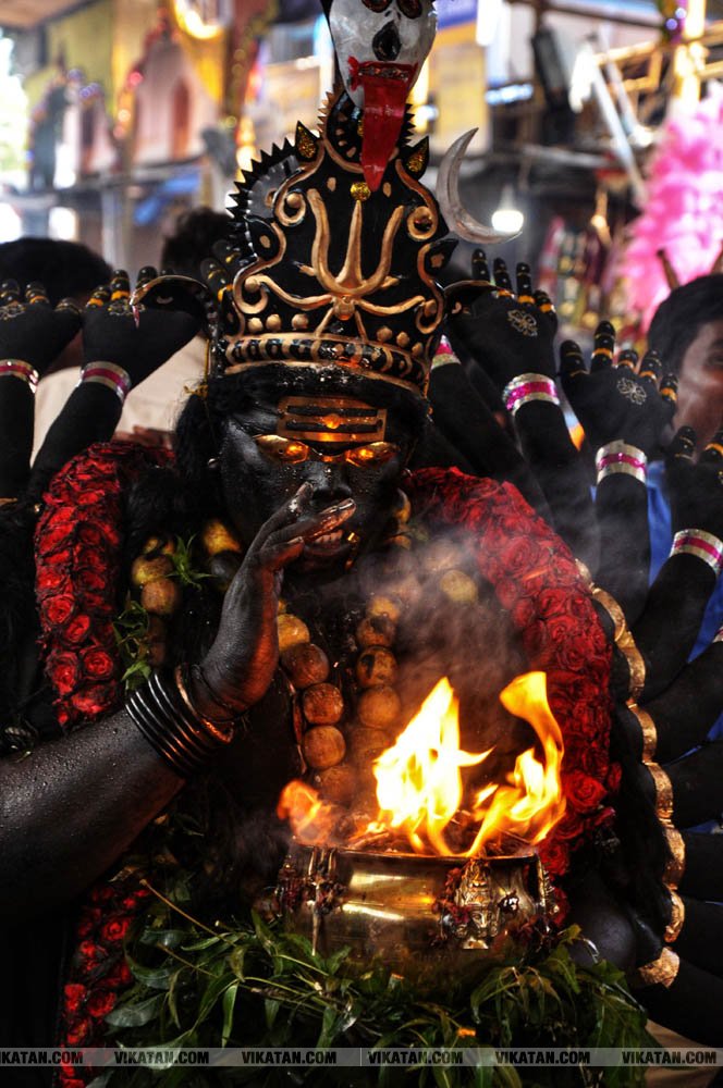 குலசேகரப்பட்டினம் முத்தாரம்மன் கோயில் தசரா திருவிழா... சிறப்பு புகைப்பட தொகுப்பு குலசேகரப்பட்டினம் முத்தாரம்மன் கோயில் தசரா திருவிழா... சிறப்பு புகைப்பட தொகுப்பு