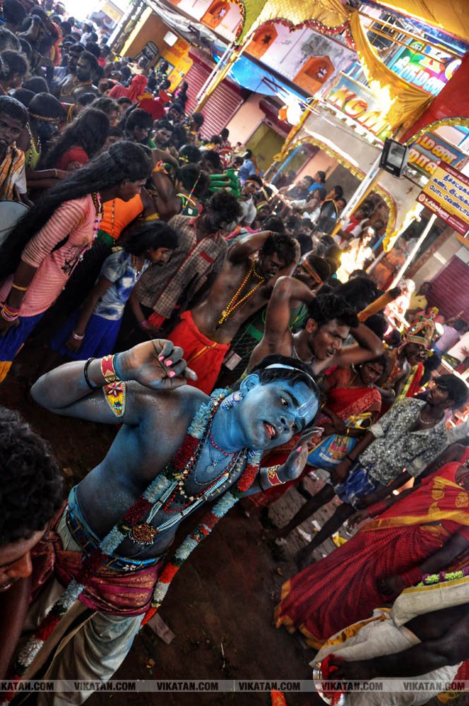 குலசேகரப்பட்டினம் முத்தாரம்மன் கோயில் தசரா திருவிழா... சிறப்பு புகைப்பட தொகுப்பு குலசேகரப்பட்டினம் முத்தாரம்மன் கோயில் தசரா திருவிழா... சிறப்பு புகைப்பட தொகுப்பு