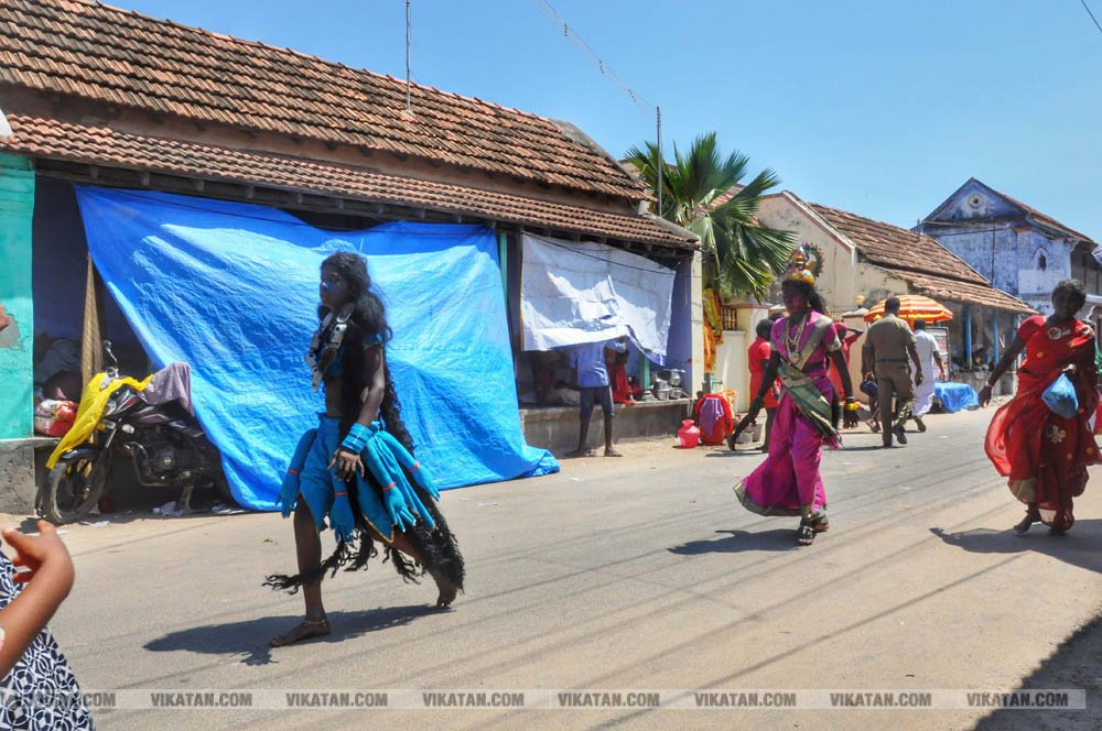 குலசேகரப்பட்டினம் முத்தாரம்மன் கோயில் தசரா திருவிழா... சிறப்பு புகைப்பட தொகுப்பு குலசேகரப்பட்டினம் முத்தாரம்மன் கோயில் தசரா திருவிழா... சிறப்பு புகைப்பட தொகுப்பு