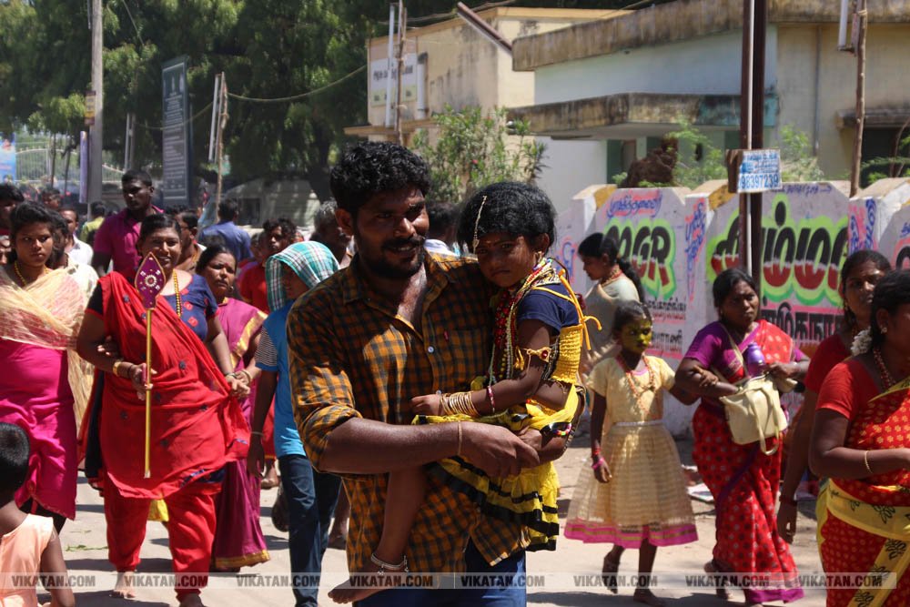 குலசேகரப்பட்டினம் முத்தாரம்மன் கோயில் தசரா திருவிழா... சிறப்பு புகைப்பட தொகுப்பு குலசேகரப்பட்டினம் முத்தாரம்மன் கோயில் தசரா திருவிழா... சிறப்பு புகைப்பட தொகுப்பு