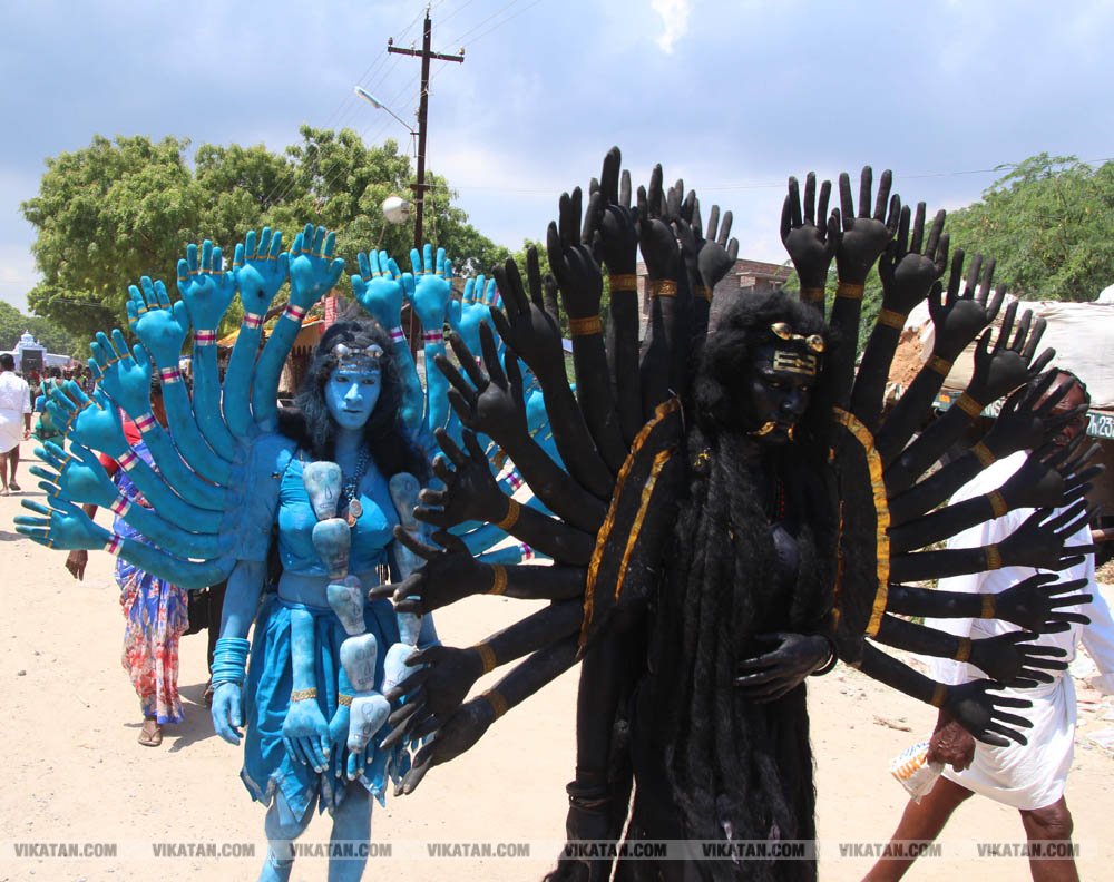 குலசேகரப்பட்டினம் முத்தாரம்மன் கோயில் தசரா திருவிழா... சிறப்பு புகைப்பட தொகுப்பு குலசேகரப்பட்டினம் முத்தாரம்மன் கோயில் தசரா திருவிழா... சிறப்பு புகைப்பட தொகுப்பு