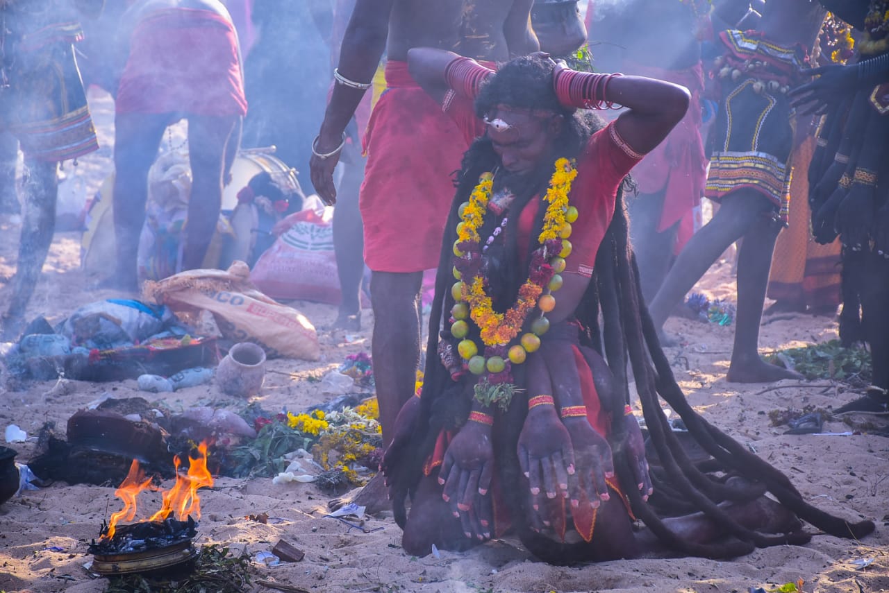 குலசேகரப்பட்டினம் முத்தாரம்மன் கோயில் தசரா திருவிழா... சிறப்பு புகைப்பட தொகுப்பு குலசேகரப்பட்டினம் முத்தாரம்மன் கோயில் தசரா திருவிழா... சிறப்பு புகைப்பட தொகுப்பு