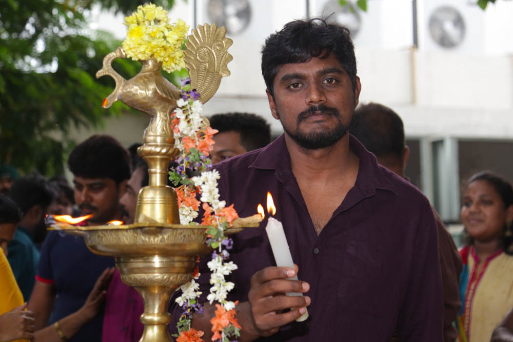 மஹத் - யாஷிகா நடிக்கும் 'புரொடக்சன் நம்பர் 2' - படப்பூஜை படங்கள் மஹத் - யாஷிகா நடிக்கும் 'புரொடக்சன் நம்பர் 2' - படப்பூஜை படங்கள்