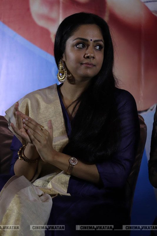 காற்றின் மொழி படவிழாவில் ஜோதிகா... படங்கள்: ராகேஷ் பெ காற்றின் மொழி படவிழாவில் ஜோதிகா... படங்கள்: ராகேஷ் பெ