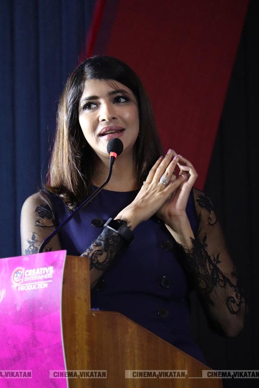 லக்ஷ்மி மஞ்சு லேட்டஸ்ட் ஸ்டில்ஸ்.. படங்கள்: ராகேஷ் பெ லக்ஷ்மி மஞ்சு லேட்டஸ்ட் ஸ்டில்ஸ்.. படங்கள்: ராகேஷ் பெ
