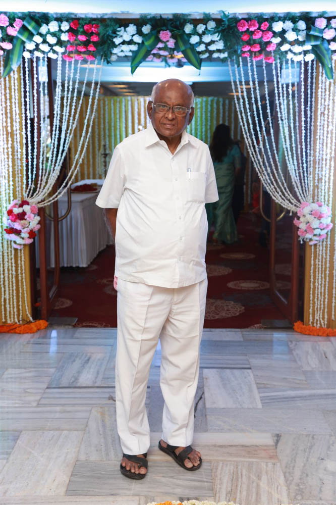 நடிகர் சிவகுமார் - நடிகை சுஜா வருணி திருமணம்... ஆல்பம் நடிகர் சிவகுமார் - நடிகை சுஜா வருணி திருமணம்... ஆல்பம்