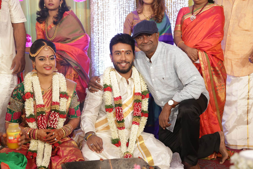 நடிகர் சிவகுமார் - நடிகை சுஜா வருணி திருமணம்... ஆல்பம் நடிகர் சிவகுமார் - நடிகை சுஜா வருணி திருமணம்... ஆல்பம்