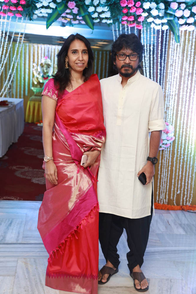 நடிகர் சிவகுமார் - நடிகை சுஜா வருணி திருமணம்... ஆல்பம் நடிகர் சிவகுமார் - நடிகை சுஜா வருணி திருமணம்... ஆல்பம்