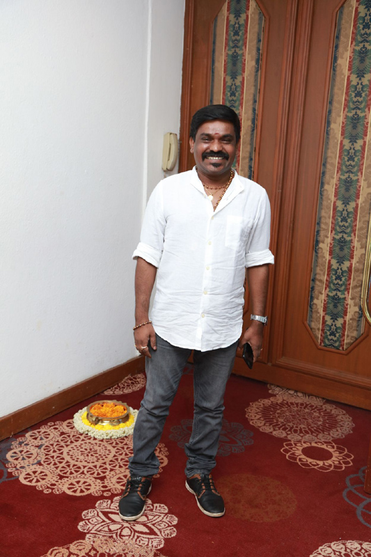 பிக்பாஸ் சுஜா வருணி - நடிகர் சிவகுமார் திருமண வரவேற்பு நிகழ்ச்சி... திரைப்பிரபலங்கள் நேரில் வாழ்த்து... புகைப்படத் தொகுப்பு பிக்பாஸ் சுஜா வருணி - நடிகர் சிவகுமார் திருமண வரவேற்பு நிகழ்ச்சி... திரைப்பிரபலங்கள் நேரில் வாழ்த்து... புகைப்படத் தொகுப்பு