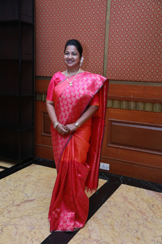 பிக்பாஸ் சுஜா வருணி - நடிகர் சிவகுமார் திருமண வரவேற்பு நிகழ்ச்சி... திரைப்பிரபலங்கள் நேரில் வாழ்த்து... புகைப்படத் தொகுப்பு பிக்பாஸ் சுஜா வருணி - நடிகர் சிவகுமார் திருமண வரவேற்பு நிகழ்ச்சி... திரைப்பிரபலங்கள் நேரில் வாழ்த்து... புகைப்படத் தொகுப்பு