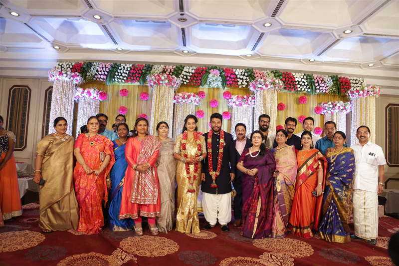 பிக்பாஸ் சுஜா வருணி - நடிகர் சிவகுமார் திருமண வரவேற்பு நிகழ்ச்சி... திரைப்பிரபலங்கள் நேரில் வாழ்த்து... புகைப்படத் தொகுப்பு பிக்பாஸ் சுஜா வருணி - நடிகர் சிவகுமார் திருமண வரவேற்பு நிகழ்ச்சி... திரைப்பிரபலங்கள் நேரில் வாழ்த்து... புகைப்படத் தொகுப்பு
